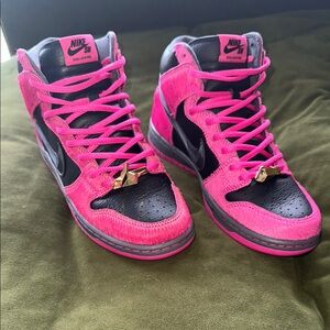 Nike Run The Jewels X Dunk High SB 4/20